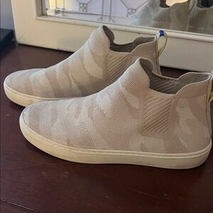 Rothy's Cream Knit Slip-On Flats